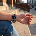 Cubenest Prémiový sportovní řemínek na Garmin Watch QuickFit 22 mm černo-šedý