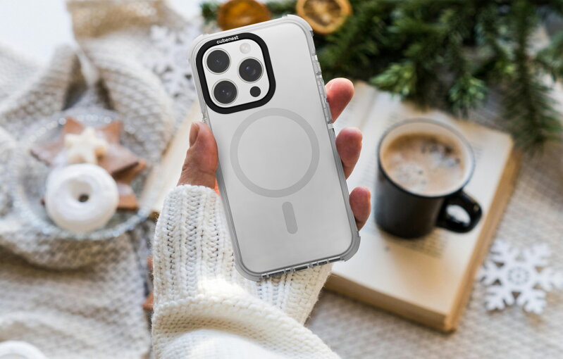 Cubenest Kryt na iPhone 15 Pro MagPro Strong Guard bílý
