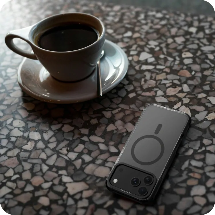 Kryt na iPhone 17 Pro MagPro Strong Guard černý