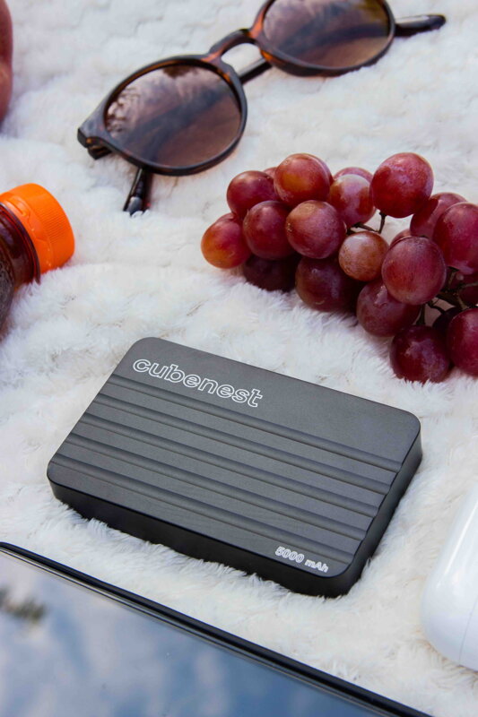 Cubenest Magnetická bezdrátová powerbanka 5000 mAh S1B1 šedá